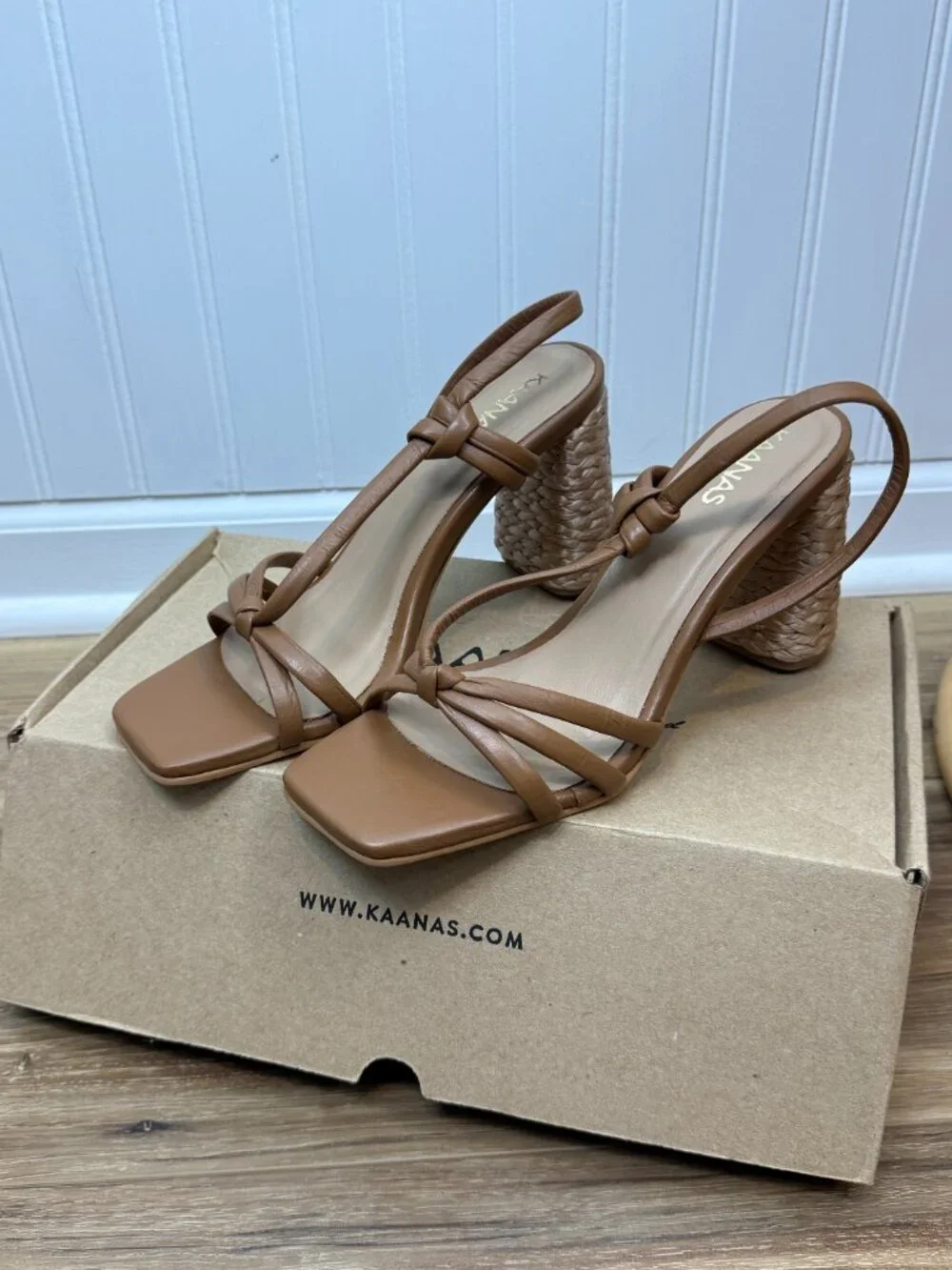 Kaanas Tan Leather San Jose Strappy Raffia 3.25